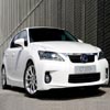 White Lexus CT 200h